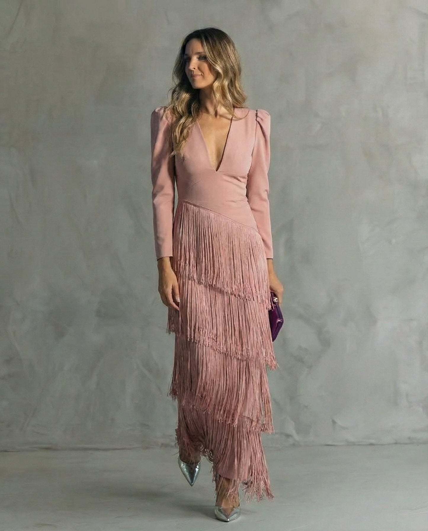 Clara | Elegante vestido con mangas con flecos