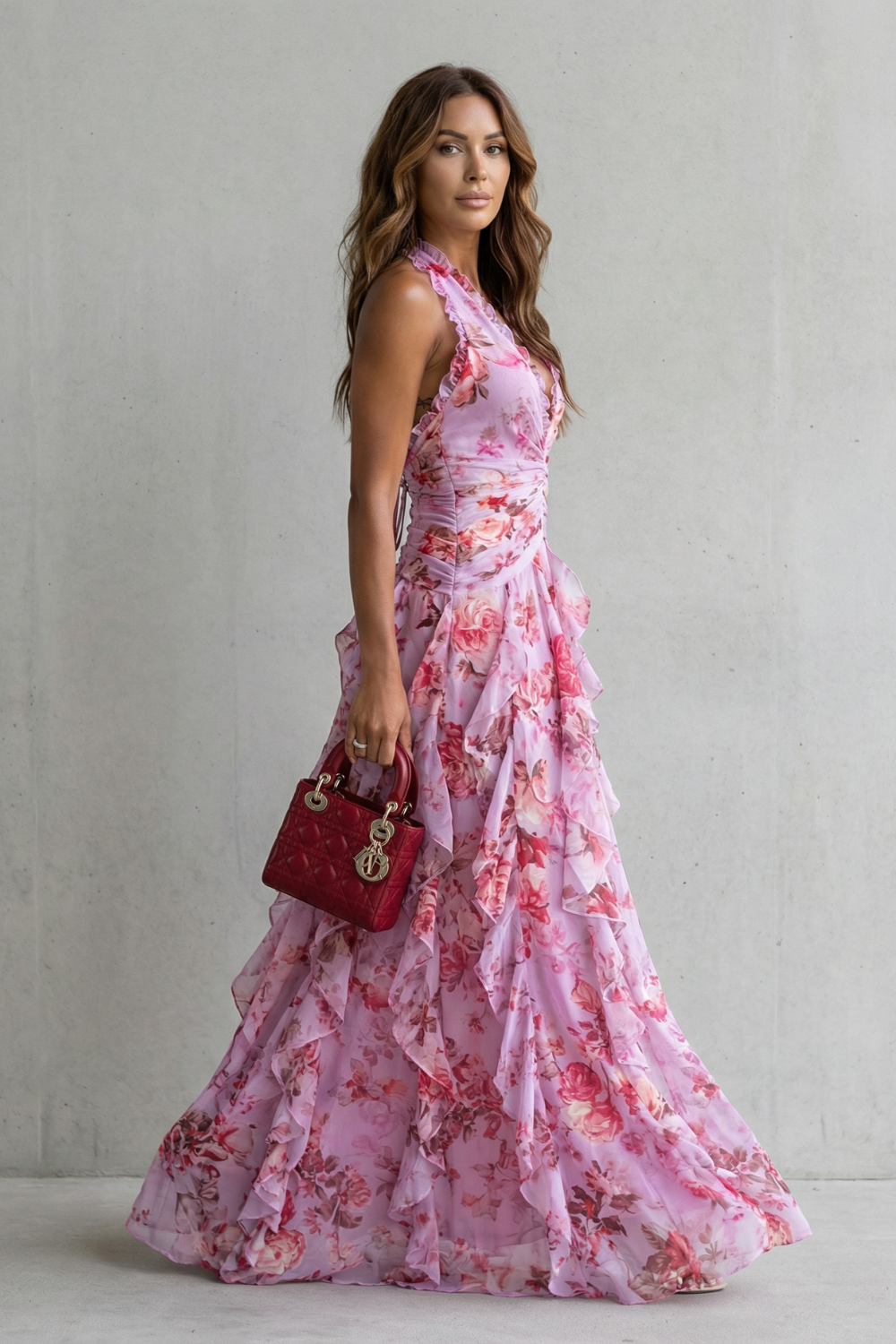 Belladina | Vestido largo romántico con escote y cascada de rosas