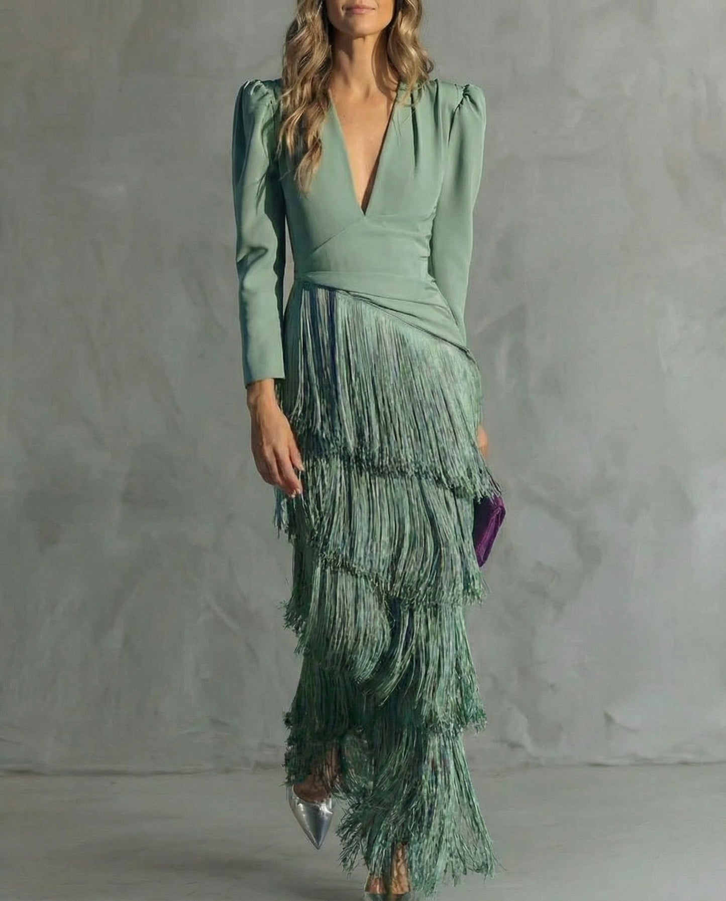 Clara | Elegante vestido con mangas con flecos
