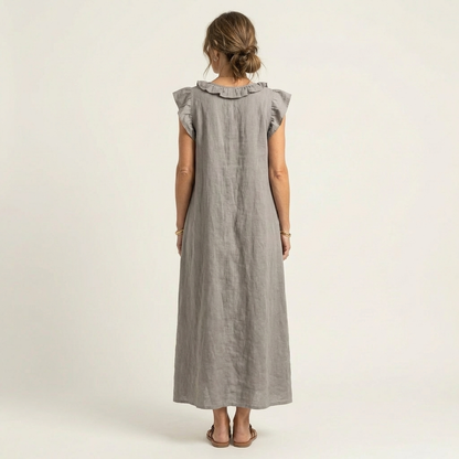 Mónica | Vestido largo de lino con cuello en V y volantes