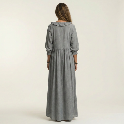 Yosana | Maxivestido a rayas con cuello en V, volantes y mangas abullonadas