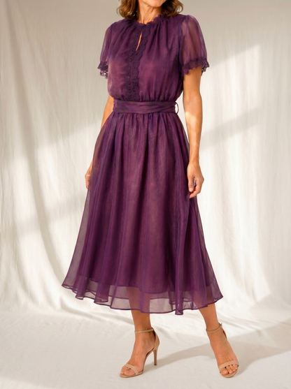 Flavia | Vestido largo con escote pronunciado y ribete de encaje de gasa