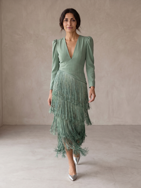 Clara | Elegante vestido con mangas con flecos